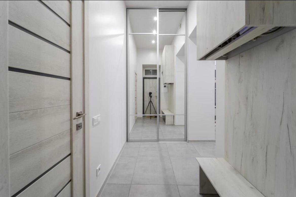 Miamo Apart Городоцька 45 Lviv Buitenkant foto